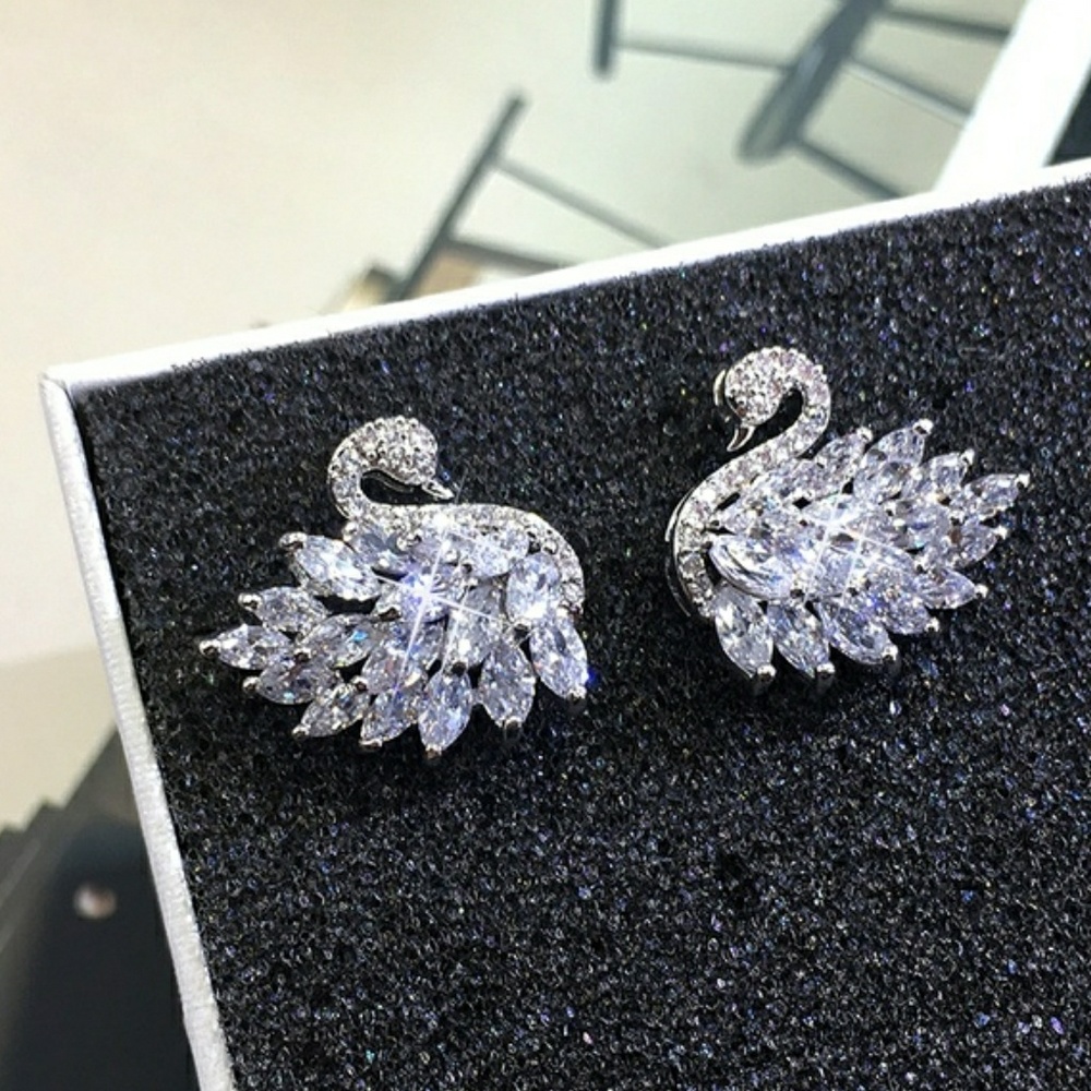 Crystal Swan ' Earrings